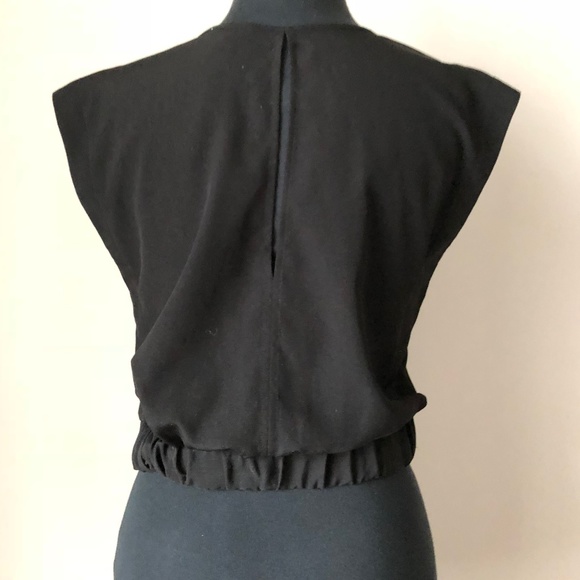 Silence + Noise  Surplice Tank Crop Top - Picture 5 of 6